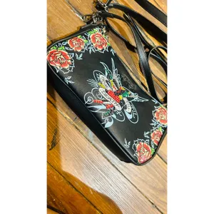 ED HARDY Y2K Black Red True Til Death Faux Leather Roses Shoulder Bag Purse thumbnail 3