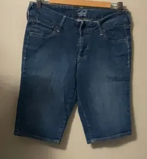 OLD Navy thumbnail 1