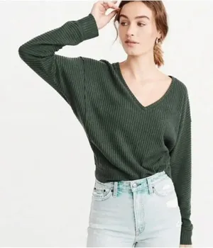 ✨Abercrombie and Fitch Cozy Knit Green Sz XL Sweater✨ thumbnail 1