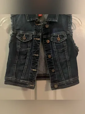 Arizona Jeans Women’s Dark-wash Frayed Denim Vest thumbnail 8