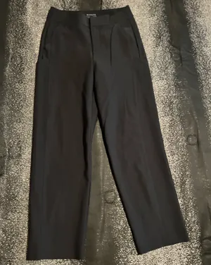Womens sz4 Athleta Black Stellar Straight Crop Pant-casual/travel/work thumbnail 2