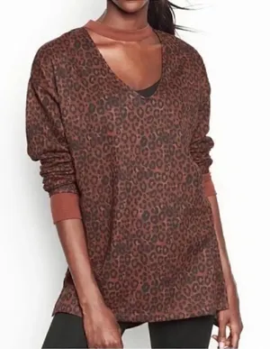 Victoria's Secret Sports Animal Print Top(Size XS) thumbnail 1