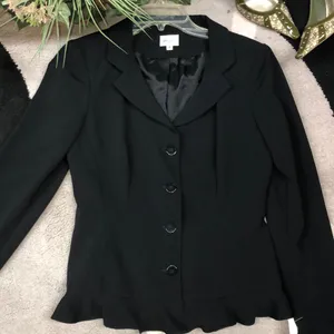 Neiman Marcus Size 4 Black blazer with ruffles edges thumbnail 2