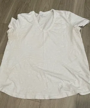 Vineyard Vines White V-Neck Short Sleeve Tee thumbnail 1