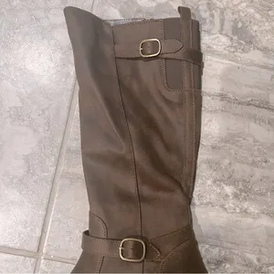 Bella Vita Baina Block Heel Tall Boots, Brow Size 11M New in Box Retail $110 thumbnail 9