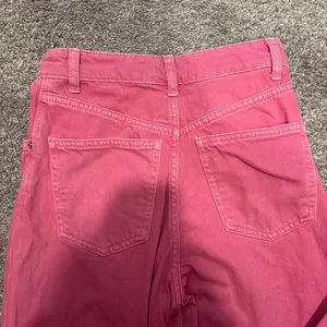 ZARA Pink High-Rise Jeans thumbnail 3