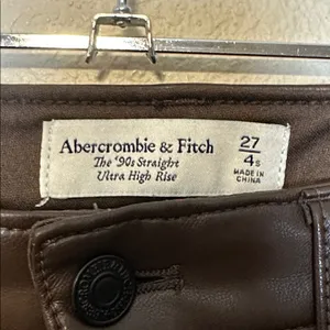 Abercrombie & Fitch The 90’s Straight Ultra High Rise‎ Faux Leather Pant Size 27 thumbnail 5