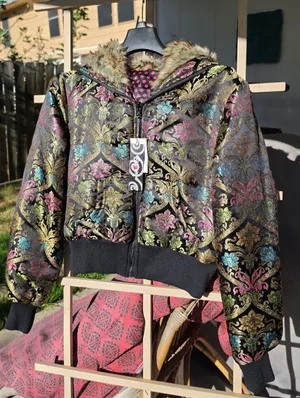 NEW REVERSIBLE Brocade Bomber Jacket Juniors XL/womens M Black Size M thumbnail 1
