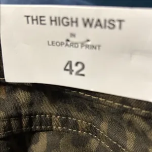 Zara High Waisted Leopard Print Slim Fit Skinny Leg Ankle Jean 10X27 Mob Life thumbnail 10