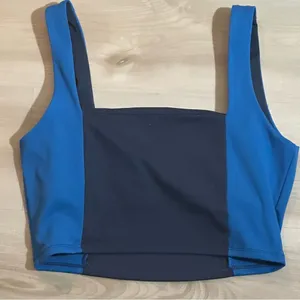 Sincerely‎ Jules Shades of Blue Colorblock Sports Bra Size Medium thumbnail 10