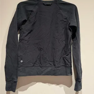 Lululemon All yours Crew in Black size 4 thumbnail 7