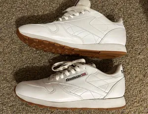 Reebok White Classic Leather Shoe thumbnail 1