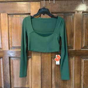 NWT Cider Green Knit Square Neck Long‎ Sleeved Cropped Top Size Medium thumbnail 2