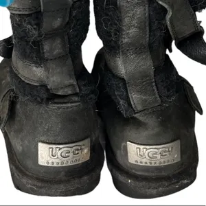UGG‎ Women's Becket Black Leather Boots 1005380 Moto thumbnail 3
