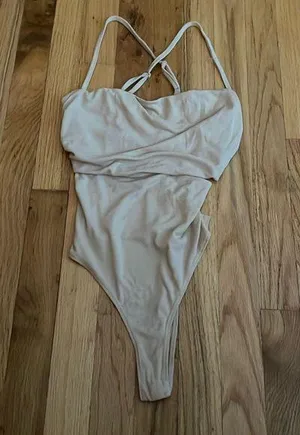 Tan bodysuit Size M thumbnail 1