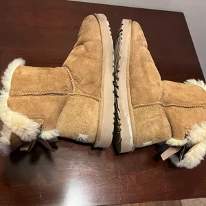 UGG Mini Brigette Bow Chestnut Boots SZ 8 thumbnail 5