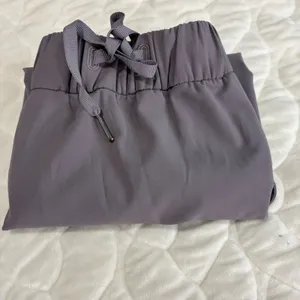 Lululemon On The‎ Fly Skirt Size 2 Gray Activewear Tennis Drawstring Athleisure thumbnail 8