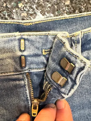 Ann Taylor Wide Leg Women’s 12P Petite Blue Jeans thumbnail 4
