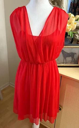 ALICE + OLIVIA Red Silk Mini Dress Size XS‎ thumbnail 1
