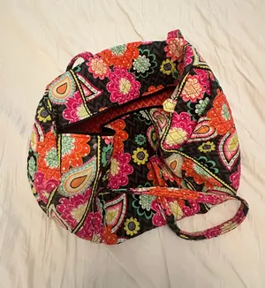 Vera Bradley duffel thumbnail 2
