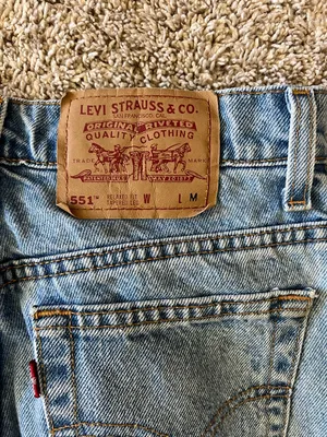 Levi's High-Rise Distressed Light Blue Women's Jeans thumbnail 6