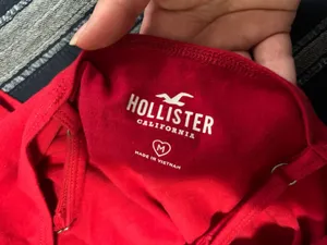 Hollister Red Ruffle Cami Crop Top – Size M thumbnail 3