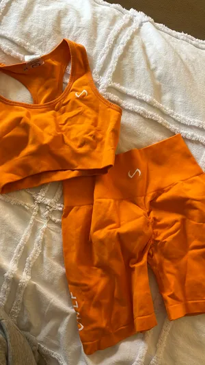 Orange TLF workout Set thumbnail 1