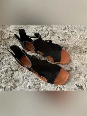 Lucky Brand Perforated Leather Sandals 🖤 NEW 🖤 thumbnail 5
