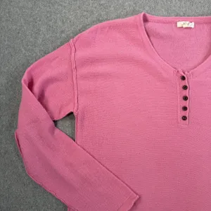 Easel Los Angeles Women's Medium Pink Henley V-Neck Long Sleeve Sweater Knit thumbnail 3