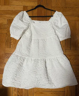 White Dress thumbnail 1
