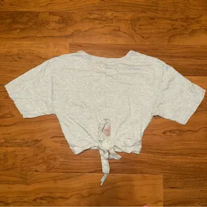 AERIE Cropped Tie Front Wrapped Short Sleeve Heather‎ Grey Tee Shirt Small thumbnail 3