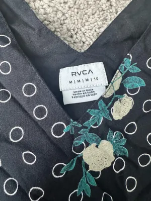 RVCA Tank thumbnail 3