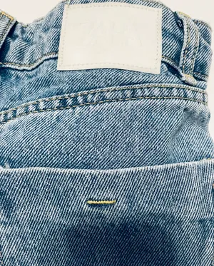 ZARA Denim Shorts Size 25 (US 0) (New with tag) thumbnail 3