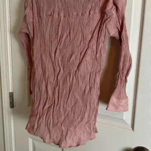 Zara Pink Crinkle Textured Button-Up Blouse - Size M thumbnail 8