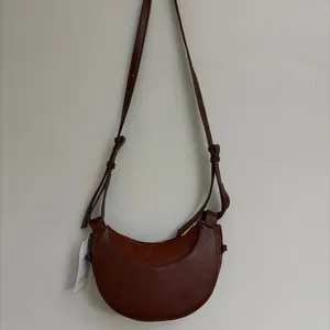 Time And Tru New! Brown Olivia Cross Body Purse thumbnail 6