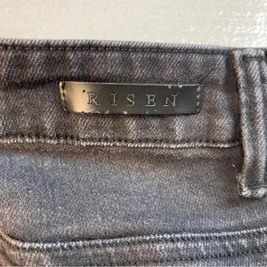Risen Wide Ankle Flare Jeans Black 38”x28” Mid Rise‎ Distressed Raw Hem Stretch thumbnail 8