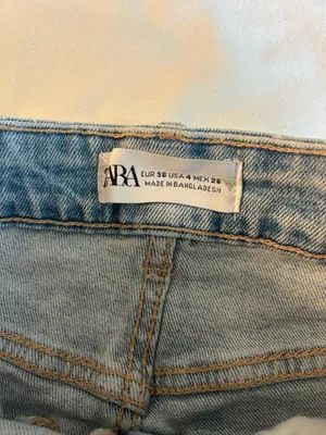 ZARA High-Waisted Light Wash Jean Shorts thumbnail 3
