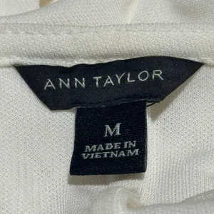 Ann Taylor Ivory V-Neck Long Sleeve Blouse Career Office Top Size Medium thumbnail 5