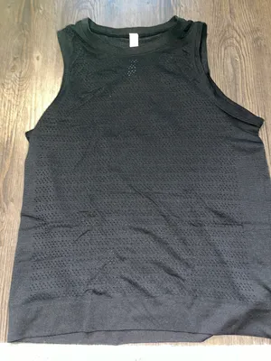 Lululemon Tank thumbnail 1