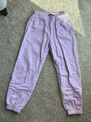 Brandy Melville Sweatpants Light Pink thumbnail 1