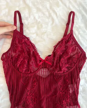STUNNING LACE BODYSUIT Red Size L thumbnail 7
