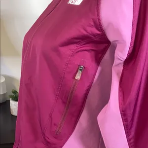 The North Face Flight Series Jacket with High Collar and Water-Resistant Size XS thumbnail 6