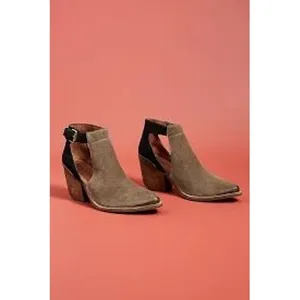Jeffrey Campbell Booties Women 7.5‎ Taupe Black Suede Western Cutout Ankle thumbnail 3