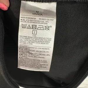 Old Navy Womens M Black Ponte Knit Sleeveless Button Front Tank Minimalist Layer thumbnail 5