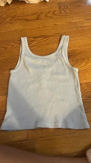 brandy melville baby blue tank top thumbnail 4