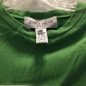 FINAL MARKDOWN Sporty jones wear top large thumbnail 3