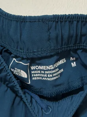 The North Face Women's Wander Shorts Size Medium Blue 2.0 Hiking thumbnail 2