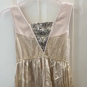 FINAL MARKDOWN Boutique ladies top small thumbnail 6