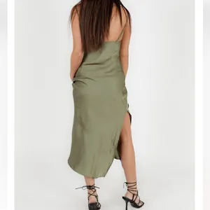 ASTR The Label Olive Green MIDI Dress(Size Small) thumbnail 2