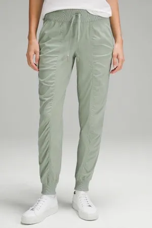 Lululemon Joggers Studio thumbnail 1